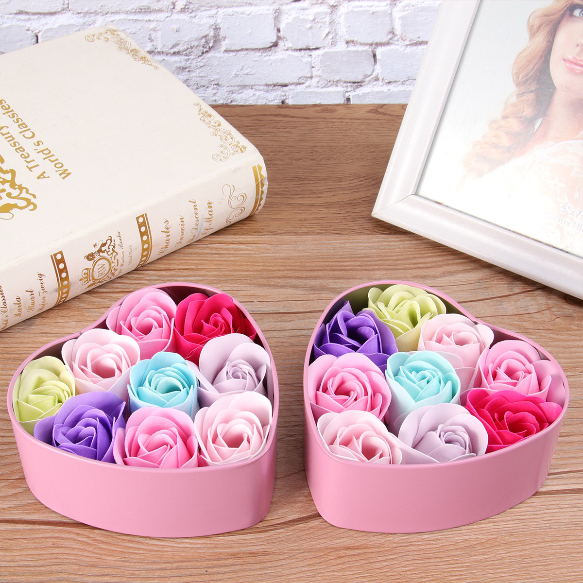 ชุดสบู่ดอกกุหลาบในกล่องเหล็กทร - Luxury Skincare Gift Set For Her บทวิจารณ์และราคา